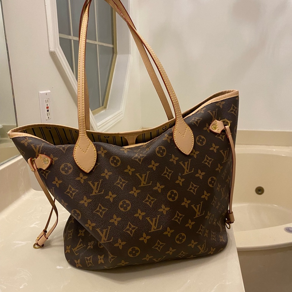 Faux LV Neverfull